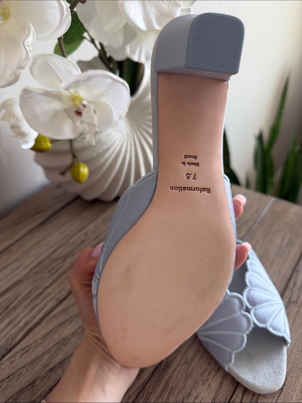 Reformation Light Blue Scalloped Shell-Detail Mule Heels - Picture 3 of 7
